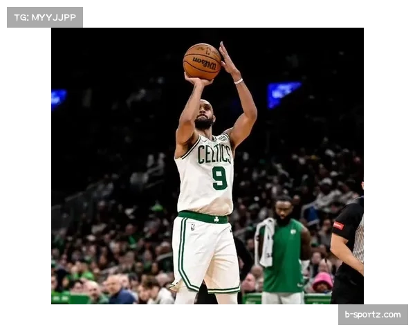 雄鹿此役特纳发挥亮眼，贡献17分创个人队史新高